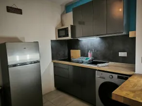 Close to Zenith-2 pers-Terrace-Secure parking - Image 3
