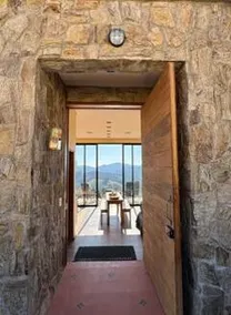 Beautiful house for friends, 2 suites, 3 km from the center - Image 5