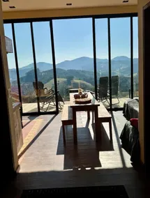 Beautiful house for friends, 2 suites, 3 km from the center - Image 2