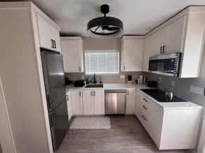 High-End Casita | Quiet Private Luxury | New Build - Image 2