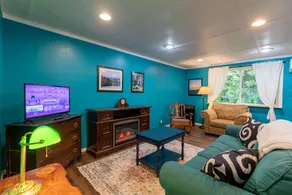 1 Sunny Acre - Image 3