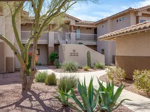 Freshly Renovated, Dog Friendly Condo with Views - Image 5
