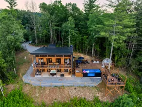Heated Pool-Sauna-Mountain Views-Hot Tub-Game Room - Image 2
