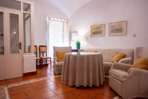 Rustic Charm with Private Patio - Image 2