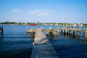 Lagoon Landing Waterfront Home - Image 2