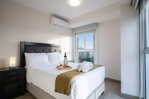 v* | Discover Barranco from a bright apt w/pool - Image 3