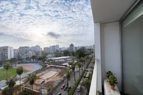 v* | Discover Barranco from a bright apt w/pool - Image 5