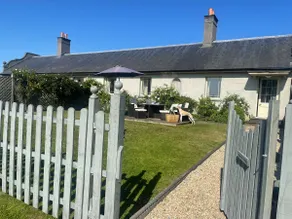 Cottage avec jardin - Image 2