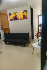 Apt 404 - Image 3