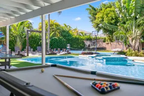 Spacious 7BR Villa | Heated Pool, Hot Tub & Games - Image 2
