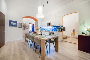 Artful 3BR Home by Danube River & Market Hall - Image 4