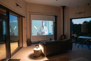 Black Hole | Pine House + Free Jacuzzi - Image 5