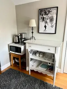 Jamaica Plain Suite w/ EV charger / MBTA - Image 3