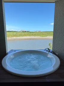 [Newly built 254 sqm] Retreat along the river with sea views, yoga room, ping pong room, sauna, jacuzzi, BBQ - Image 5