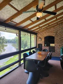Private waterfront home, close to Gettysburg - Image 2