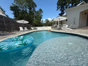 The Fin Poolside 2 Bedrooms close to all of 30A - Image 5