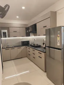 URBAN BLISS Fully Furnished 3BHK Service Apartment - Image 4