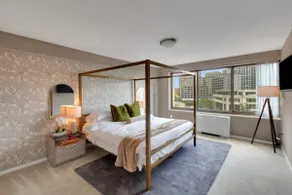 Large 3BDR Family Suite + Balcony, Parking, METRO - Image 2