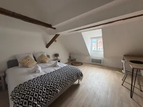 New accommodation with a romantic view of the canal - Image 2