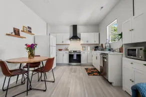 The Camellia Cottage 3bd/2ba near Downtown/UT - Image 3