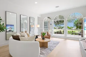 Luxury Retreat on Golf Course - Image 2