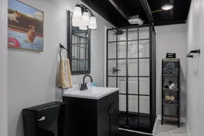 Updated home w/ BIG yard, game room, coffee nook! - Image 3