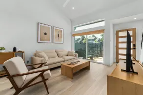 hikari | Japandi Boutique 2BR • 6 Min to Domain - Image 2