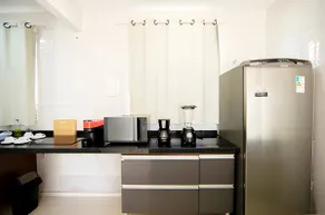 Family Studio 2 - Image 3