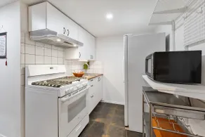 Cozy & Stylish Studio in Bay Area - Image 5