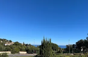 Renovated, sea view, Pramousquier - Image 2