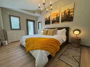 The Idaho Pine | Stylish 2BR at Schweitzer Resort - Image 2
