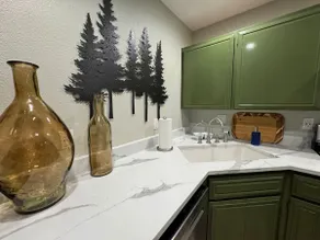 The Idaho Pine | Stylish 2BR at Schweitzer Resort - Image 4
