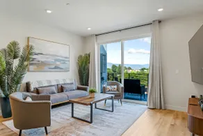 Luxury Condo in Toluka Lake - Image 2
