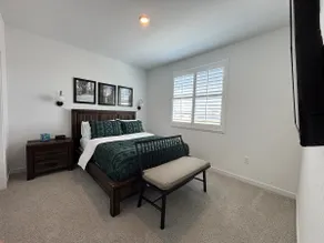 Spacious New 3BR EV Charger 40 min to Sequoia - Image 2