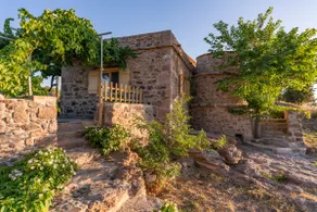 “Kamini”, a stone house by the sea - Image 2
