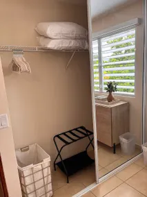 Newly Renovated & Centrally located near the Beach - Image 5