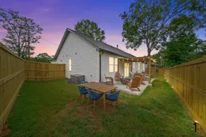 Downtown Simpsonville/5 Private Bedrooms/Pergola - Image 2