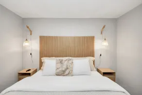 Luxury2BR Kirby | WiFi, Parking & Wellness Touches - Image 3