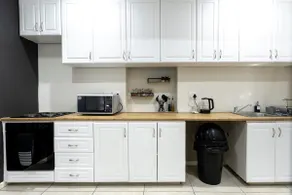 Hilton Avenue Retreat - Image 2