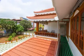 Luxury Oasis 3BR AC Villa- Garden & Balcony Lounge - Image 2