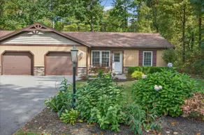 Peaceful 2BR Duplex Near Saratoga Springs - Image 2