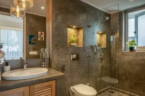 ElTesoro|Peaceful Stay|Balcony |15m toThalassa - Image 4