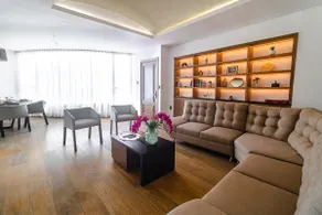 Luxury Oceanfront Penthouse - Image 3