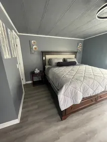 Lake House Hide Away - Image 3