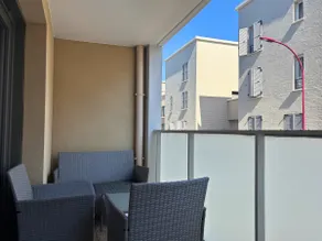 3 bedrooms Balcony • Private parking • 3 min Tram T2 Paris - Image 3