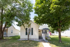 The Coziest Home Base in the Twin Cities - Image 2