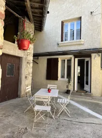 L'Ainstant cosy_ Charming house with private courtyard - Image 2