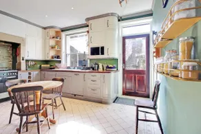 Prince Albert's Place - Image 3