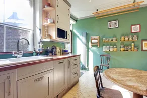 Prince Albert's Place - Image 2