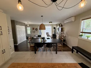 Family cottage with lake access and game room - Image 4